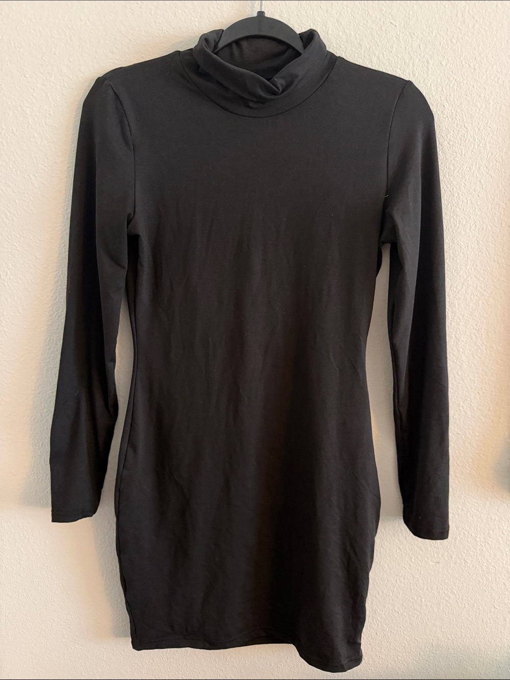 Black Long-Sleeve Turtleneck Bodycon Dress